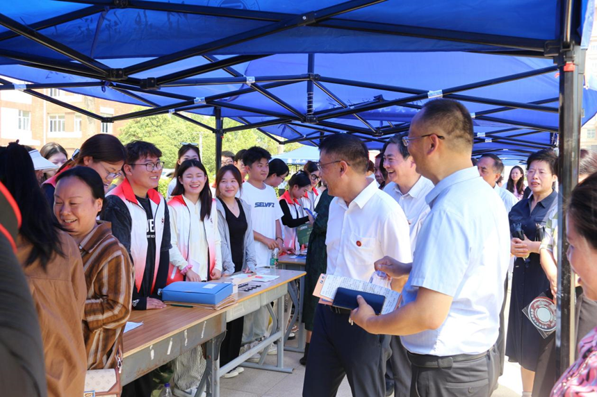 f559b1ce3666408a89788a79a9682b8a.png f559b1ce3666408a89788a79a9682b8a.png